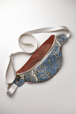 Classic Fanny in Paisley