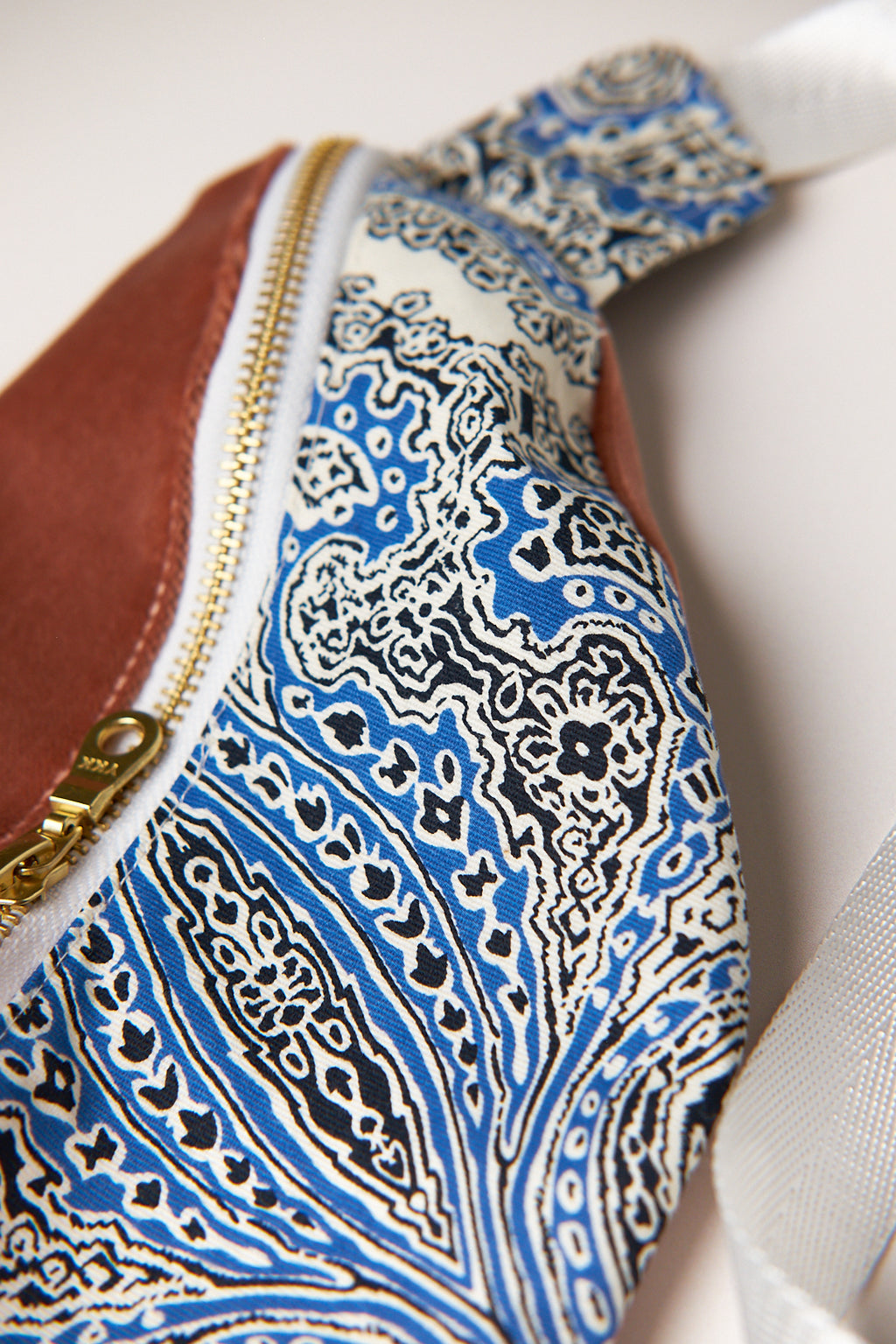 Classic Fanny in Paisley